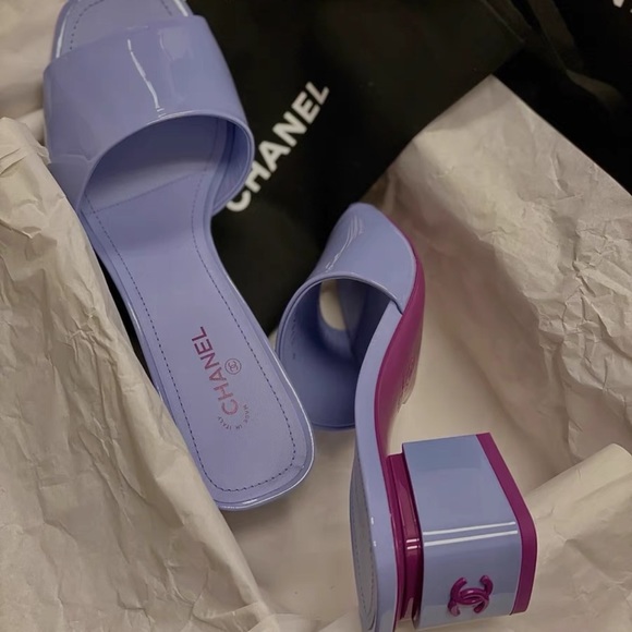 CHANEL Shoes - Chanel sandal